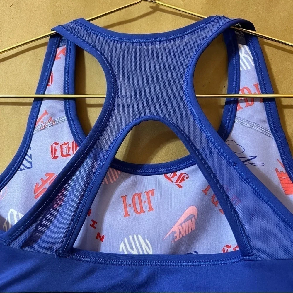 Nike | Women's Center Swoosh Reversible Sports Bra Racerback Size XS